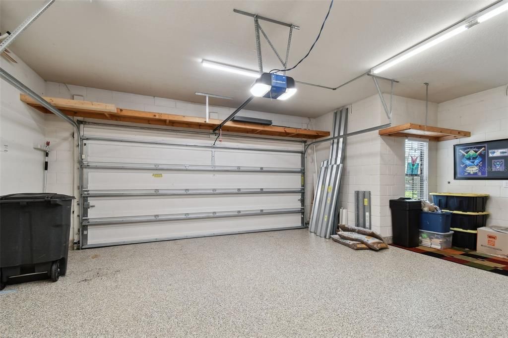 Garage, Interior