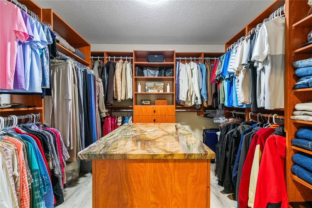 Interior, Walk-in Closets