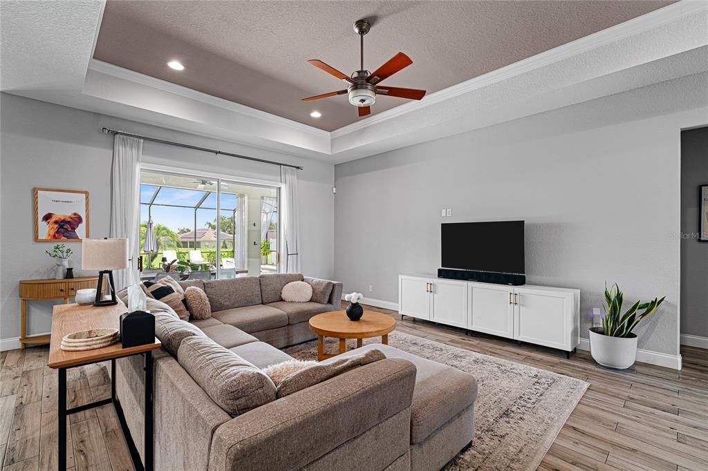 Interior, Living room, Recessed Lighting, Wood Texture Flooring