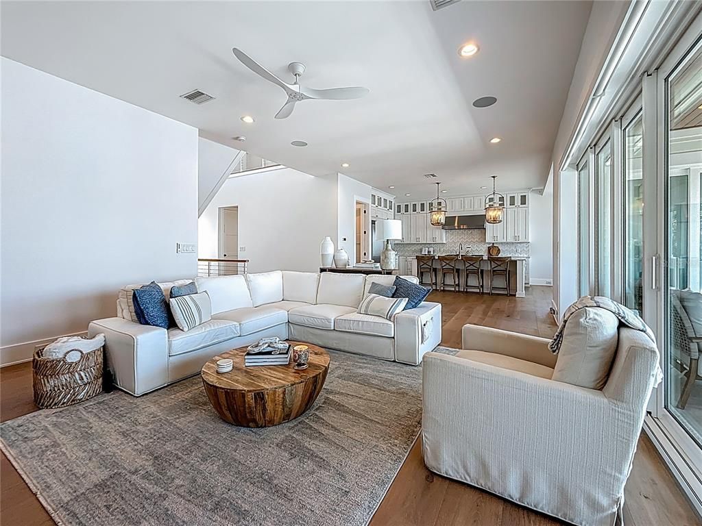 Interior, Kitchen, Living room, Pendant Lights, Recessed Lighting, Wood Texture Flooring