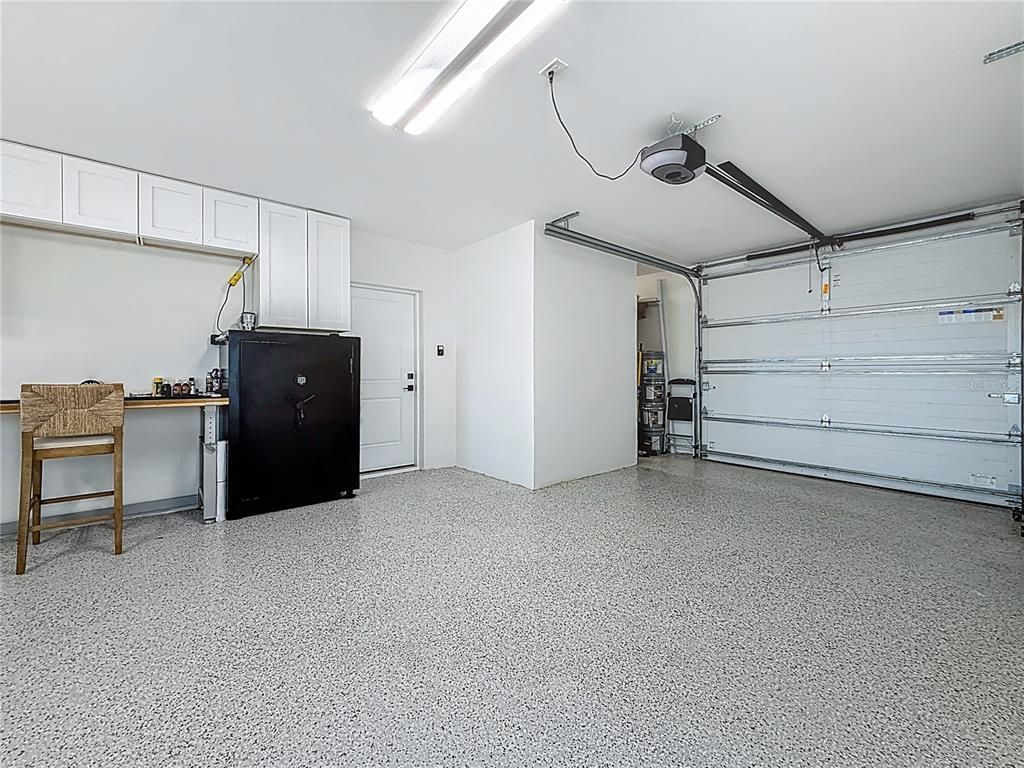 Garage, Interior
