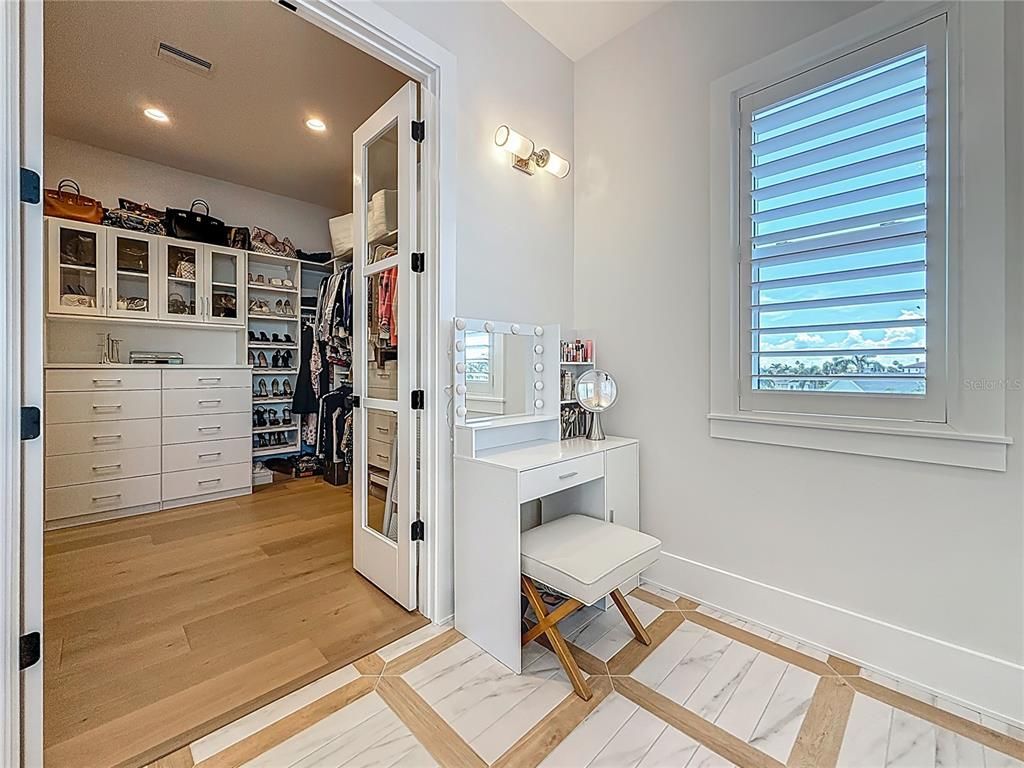 Interior, Recessed Lighting, Walk-in Closets, Wood Texture Flooring