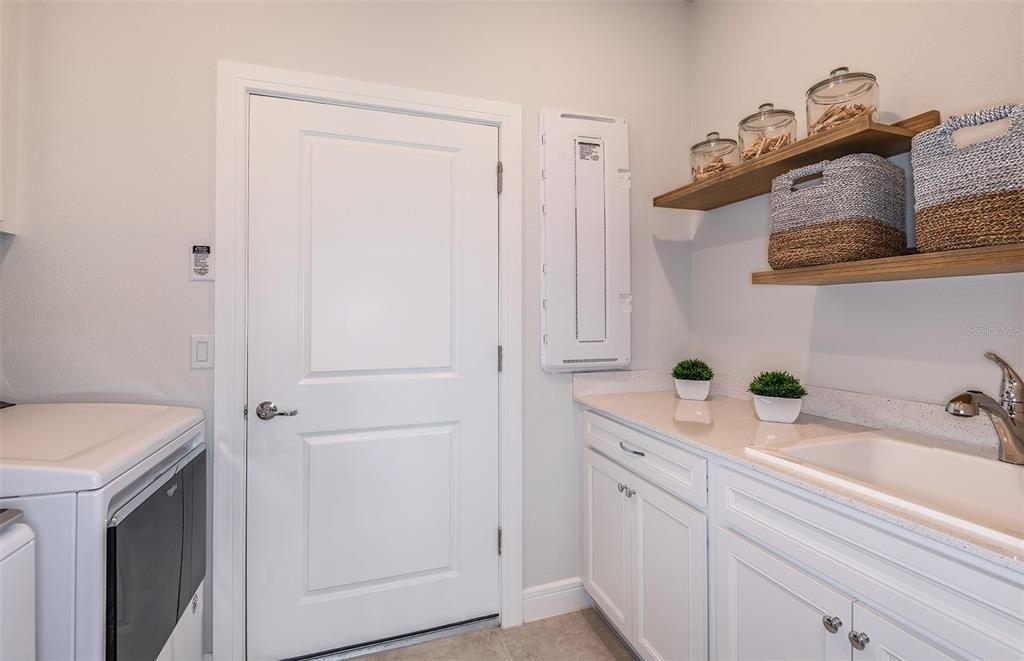 Interior, Washer