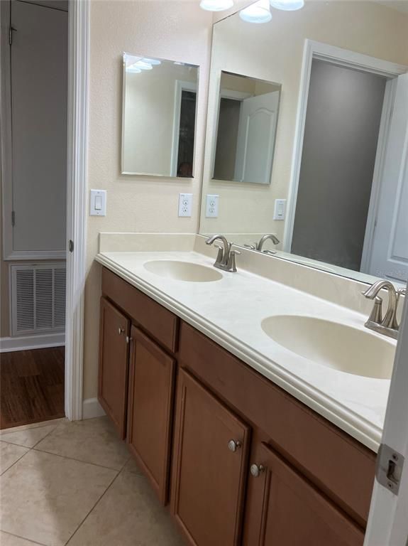 Bathroom, Dual Sink Vanities, Interior, Wood Texture Flooring