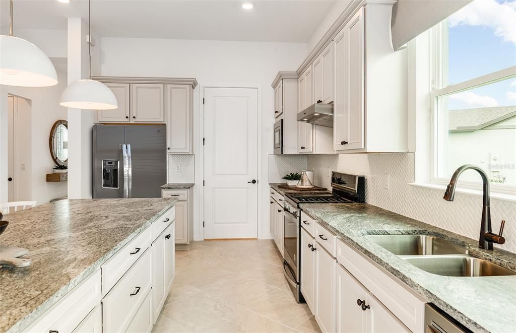 Interior, Kitchen, Pendant Lights, Recessed Lighting