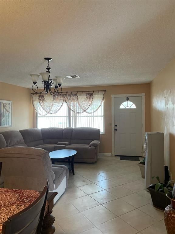 Chandelier, Interior, Living room