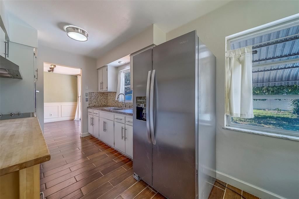 Interior, Kitchen, Stainless Steel Appliances, Wood Texture Flooring