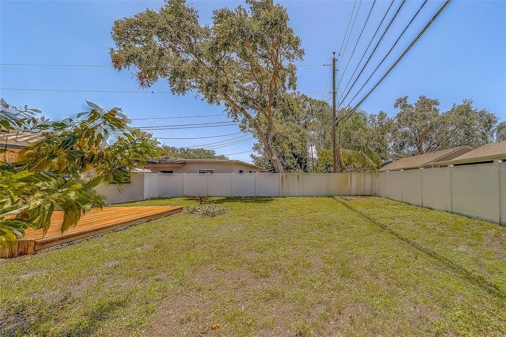 Backyard, Exterior