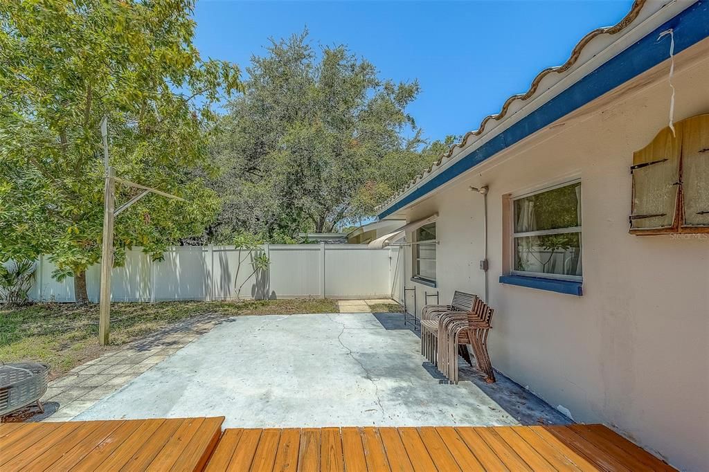 Backyard, Exterior