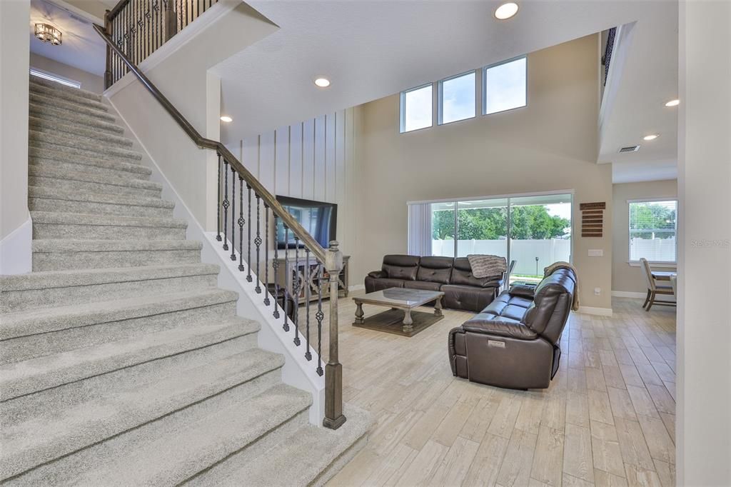Interior, Living room, Recessed Lighting, Wood Texture Flooring