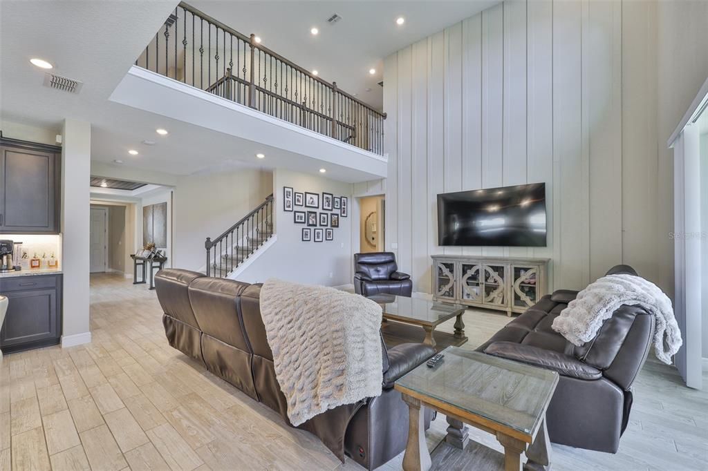 Interior, Living room, Recessed Lighting, Wood Texture Flooring