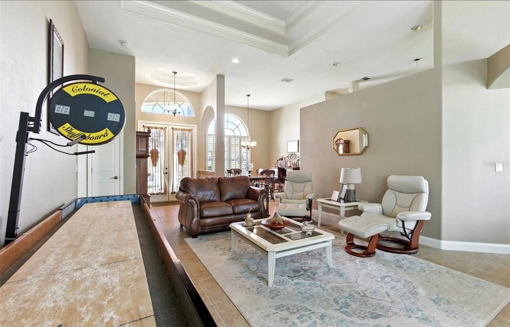 Interior, Living room, Pendant Lights, Recessed Lighting