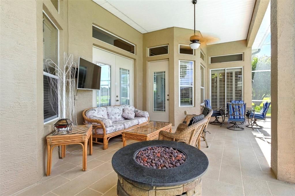 Interior, Living room, Pendant Lights, Sun Room