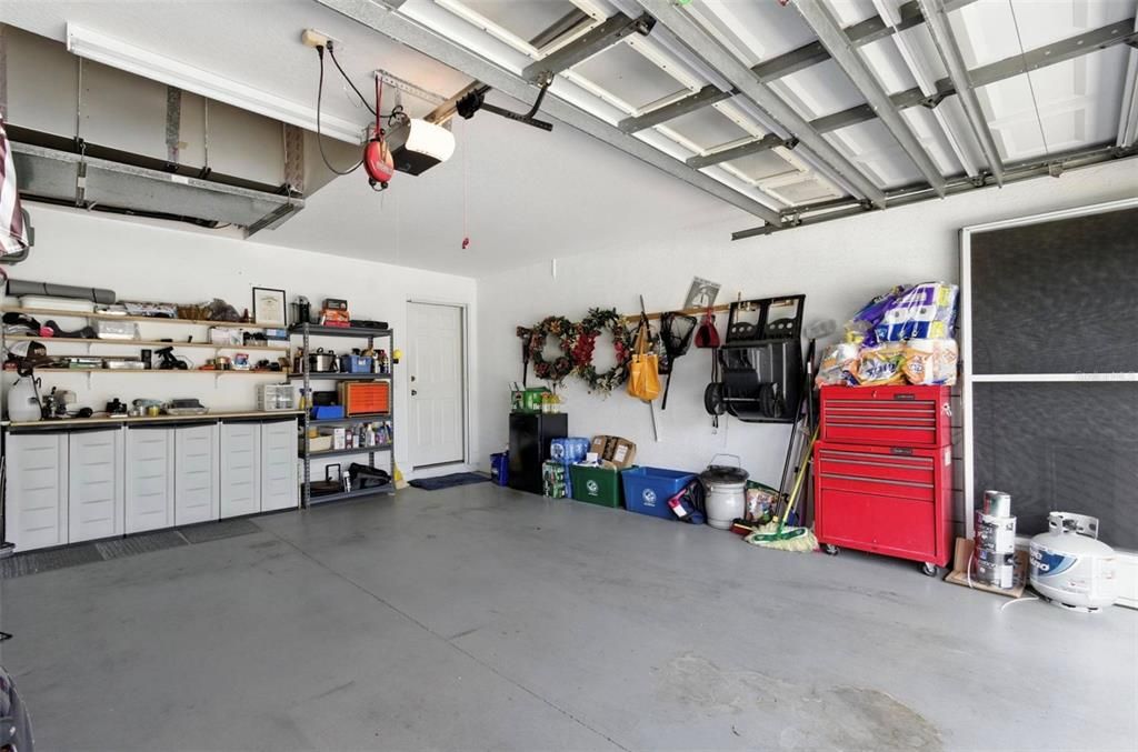Garage, Interior