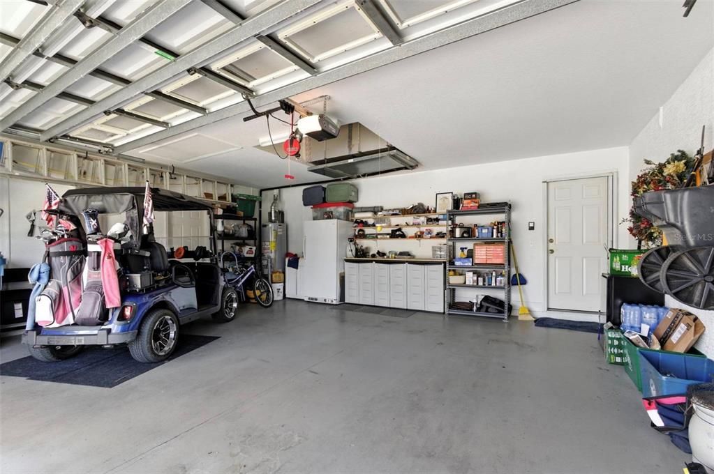 Garage, Interior