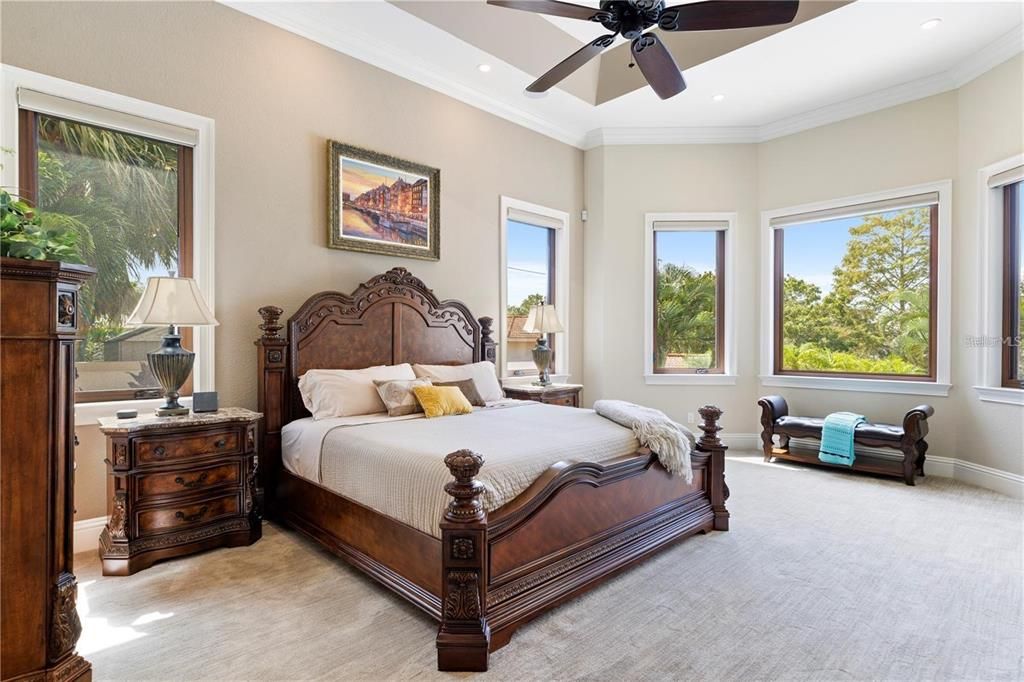 Bedroom, Interior, Recessed Lighting