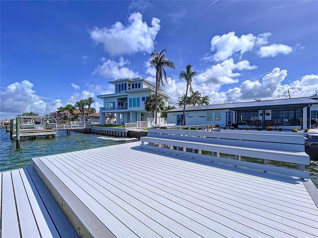 Exterior, Water