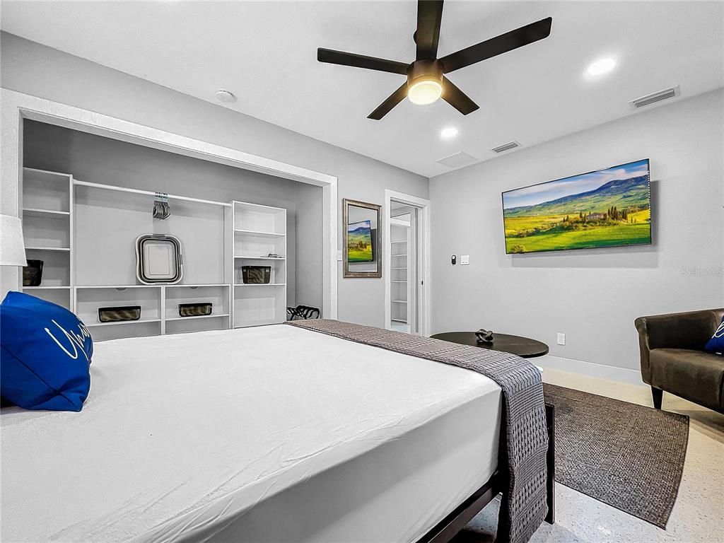 Bedroom, Interior, Recessed Lighting