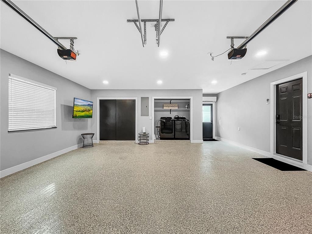Garage, Interior, Recessed Lighting