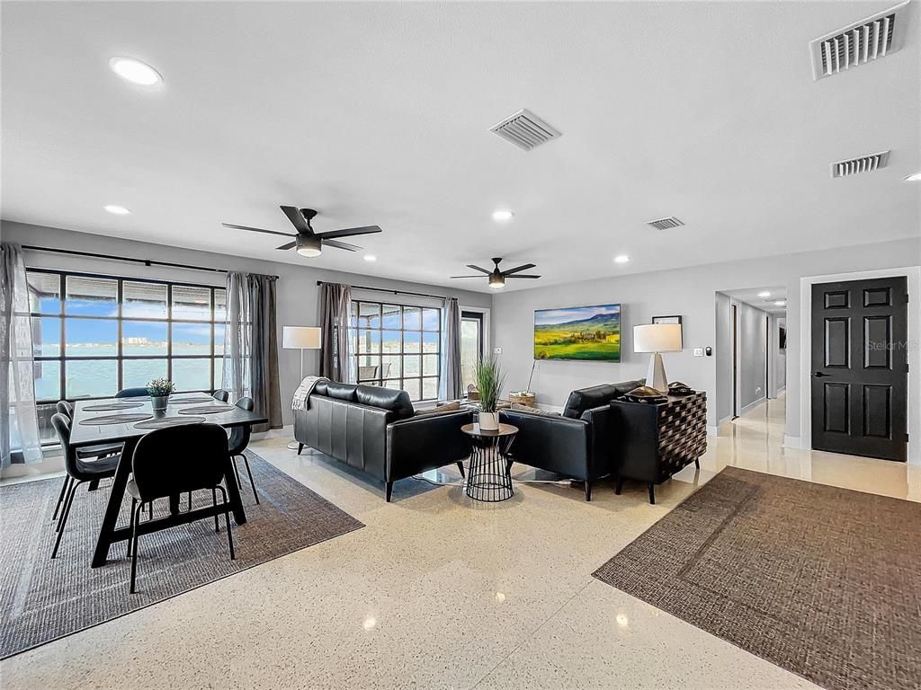 Dining room, Interior, Living room, Recessed Lighting, Water