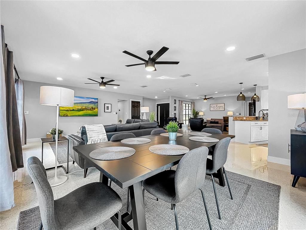 Dining room, Interior, Kitchen, Living room, Pendant Lights, Recessed Lighting