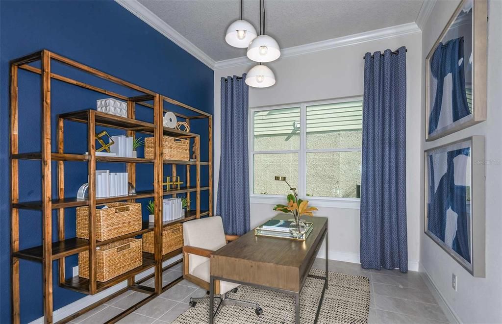 Home Office, Interior