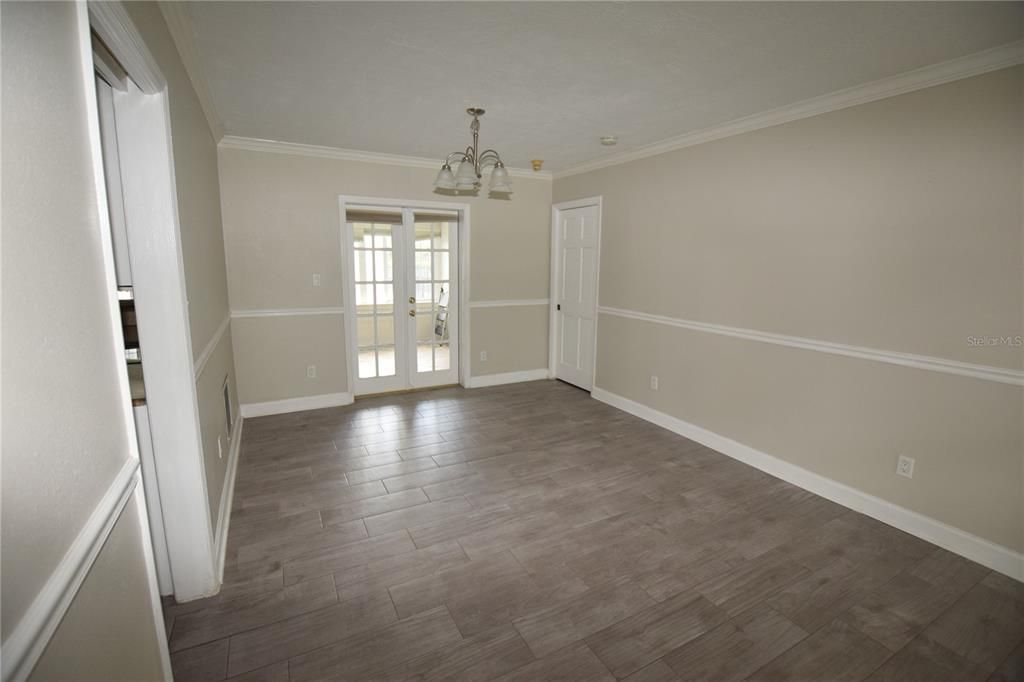 Chandelier, Empty room, Interior, Wood Texture Flooring