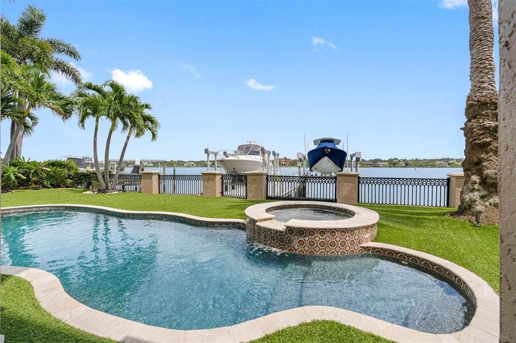 Exterior, Pool, Water