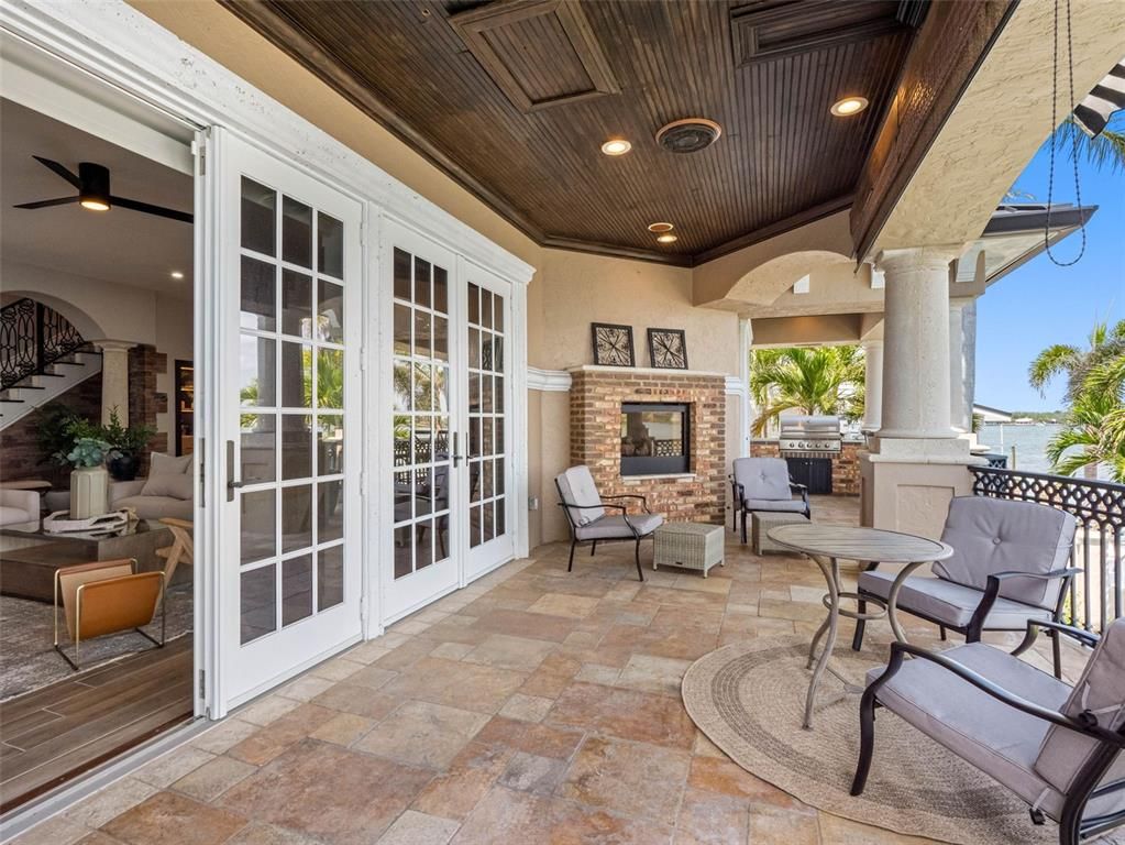 Exterior, Fireplace