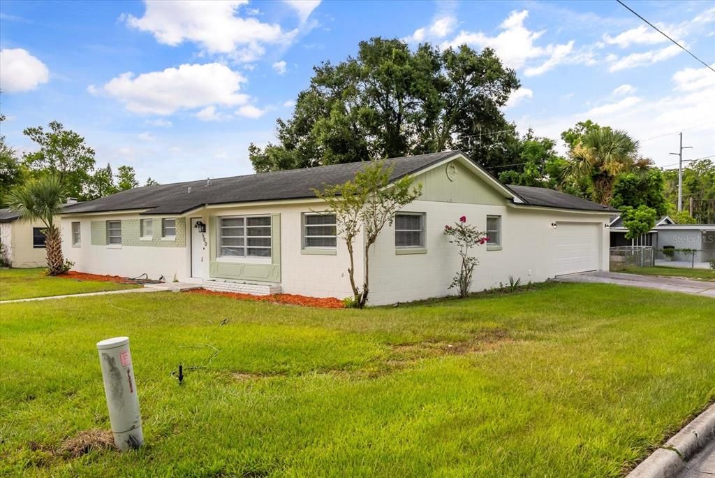 Attached, Backyard, Exterior, Facade, Ranch