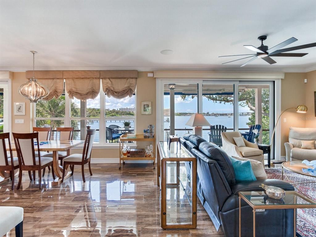 Chandelier, Dining room, Interior, Living room, Water
