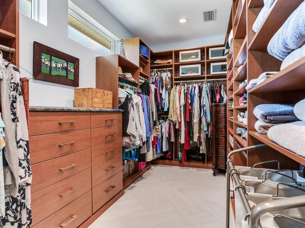 Interior, Recessed Lighting, Walk-in Closets
