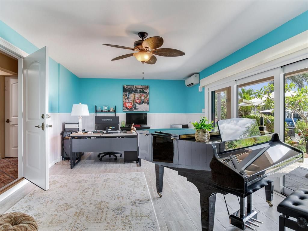 Home Office, Interior, Piano, Wood Texture Flooring