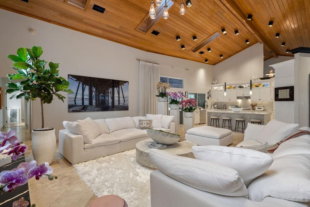 Interior, Kitchen, Living room, Pendant Lights, Recessed Lighting, Wooden Ceilings