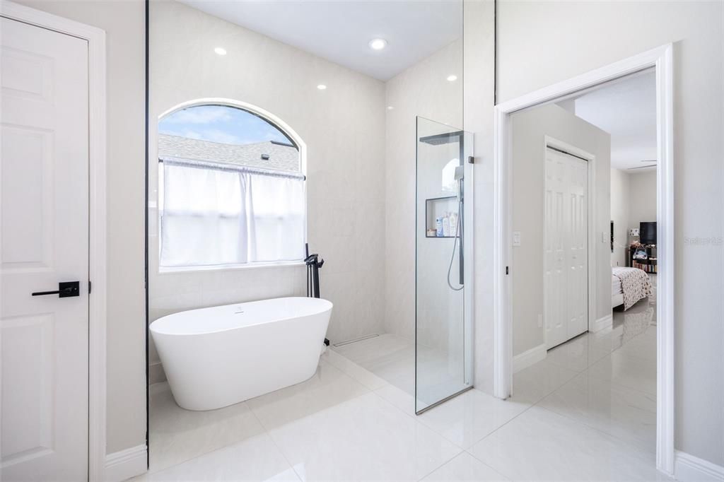 Bathroom, Bedroom, Free Standing Baths, Glass Shower, Interior, Recessed Lighting