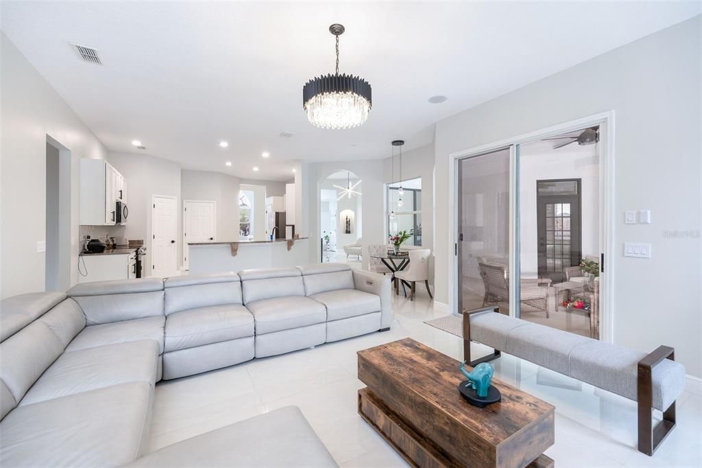 Chandelier, Dining room, Interior, Kitchen, Living room, Recessed Lighting
