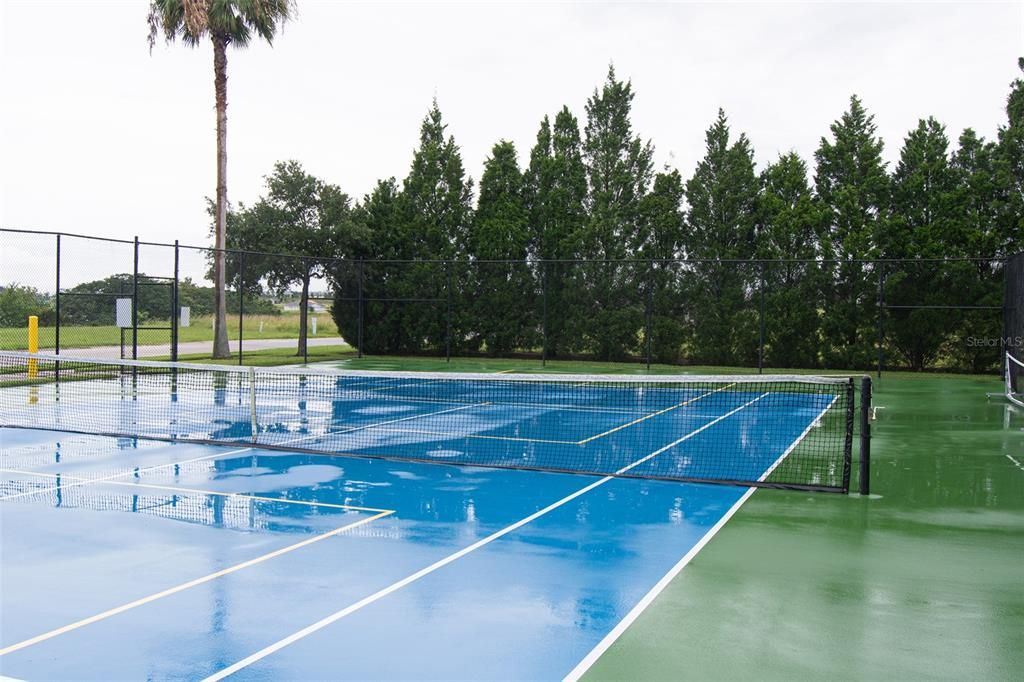 Exterior, Tennis Courts