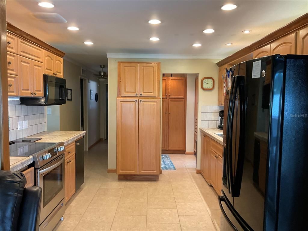 Interior, Kitchen, Recessed Lighting, Tile Countertops