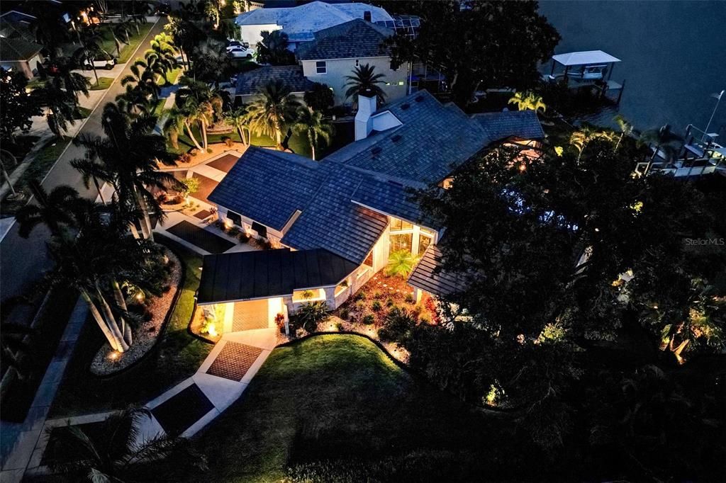 Exterior, Drone