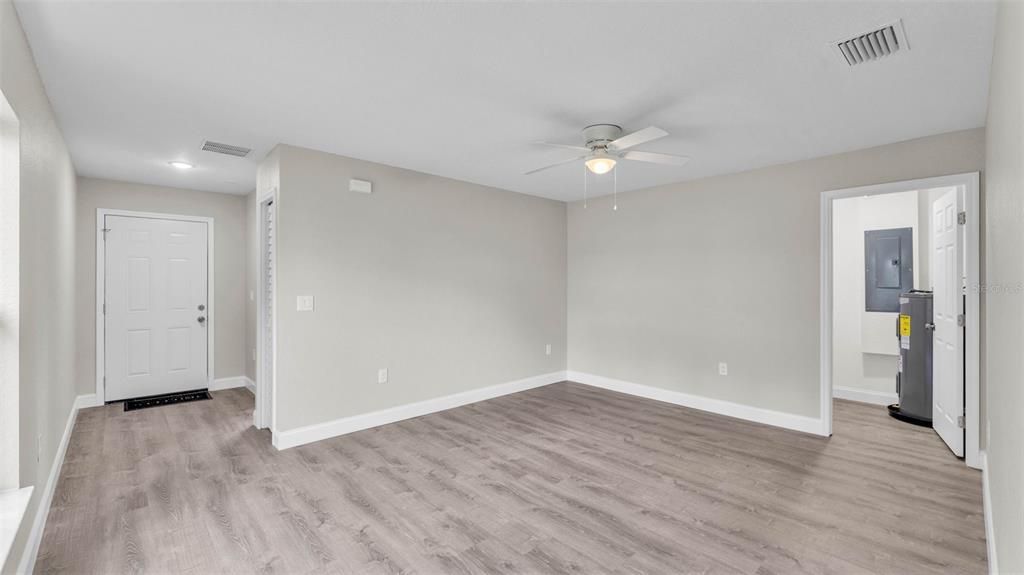 Empty room, Interior, Recessed Lighting, Wood Texture Flooring