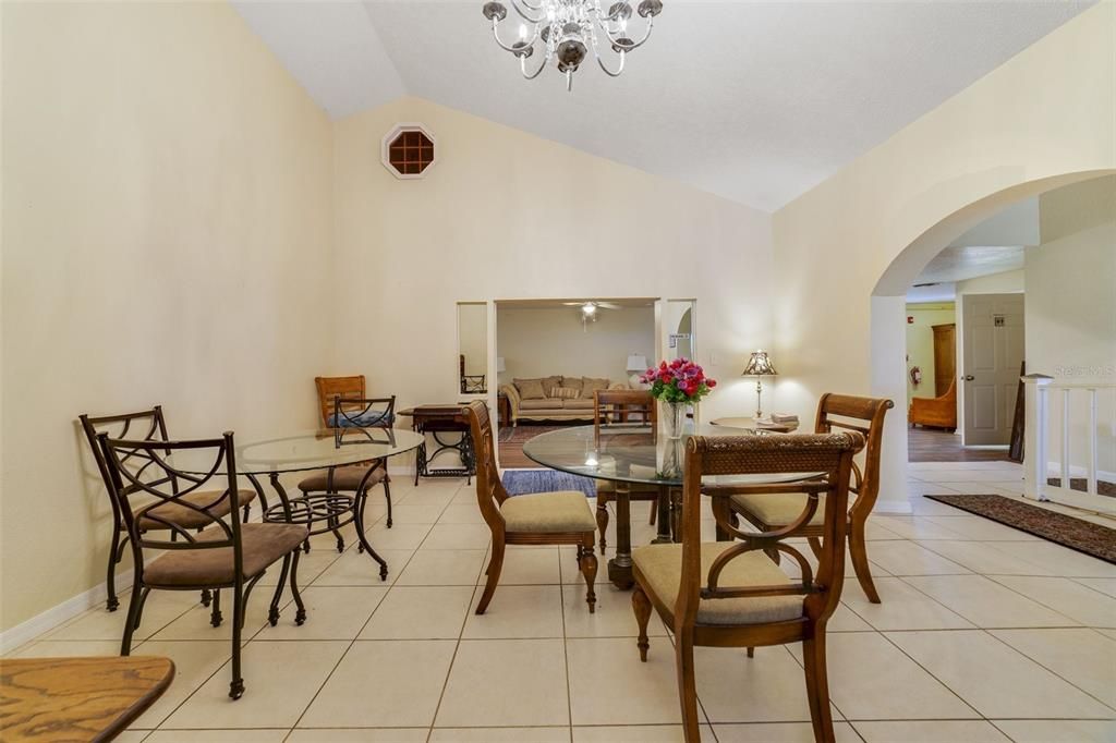 Chandelier, Dining room, Interior