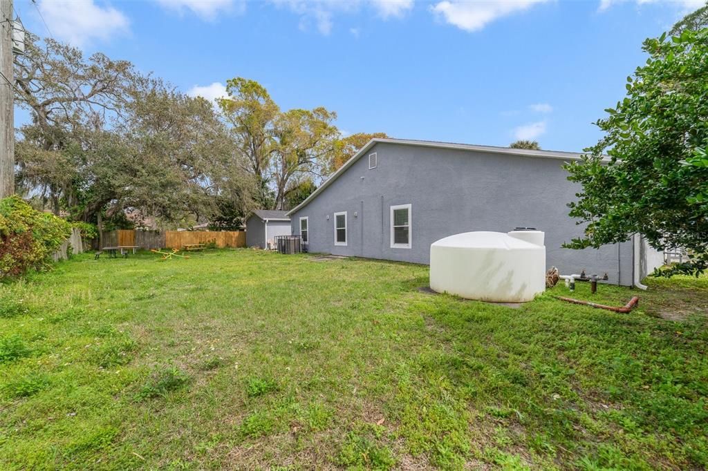 Backyard, Exterior