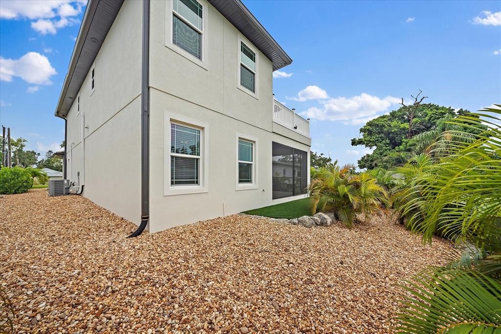Backyard, Exterior