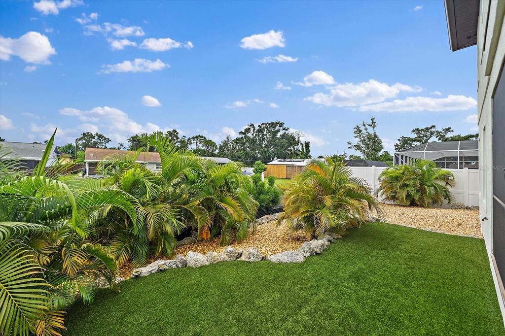 Backyard, Exterior