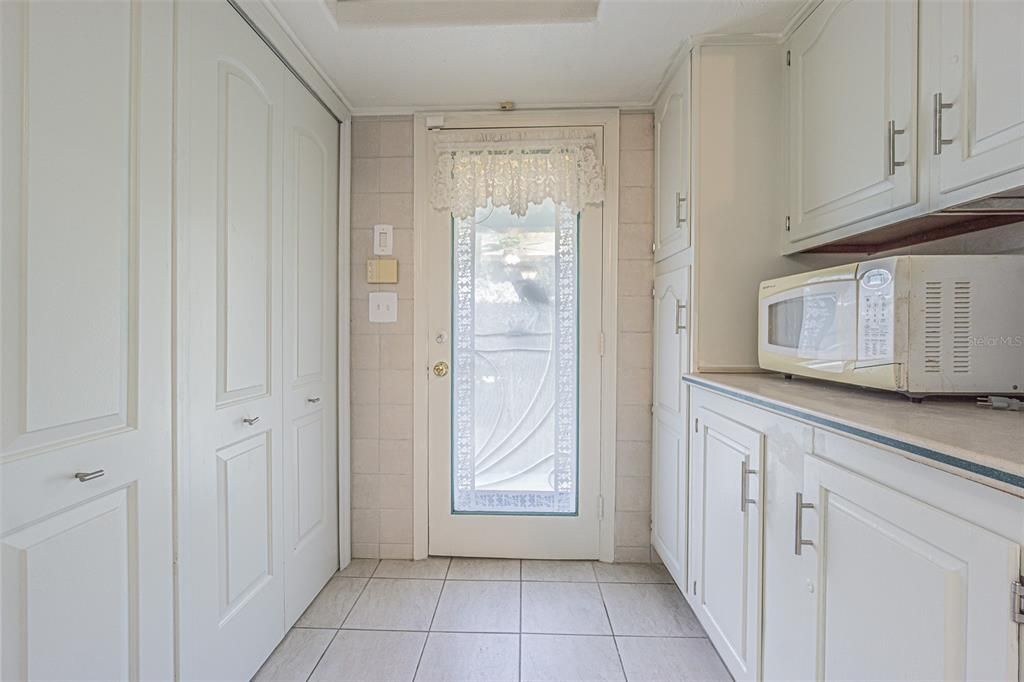 Interior, Kitchen