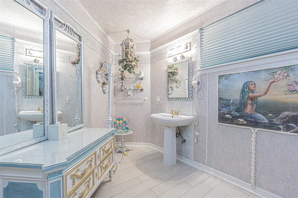 Bathroom, Interior, Wood Texture Flooring