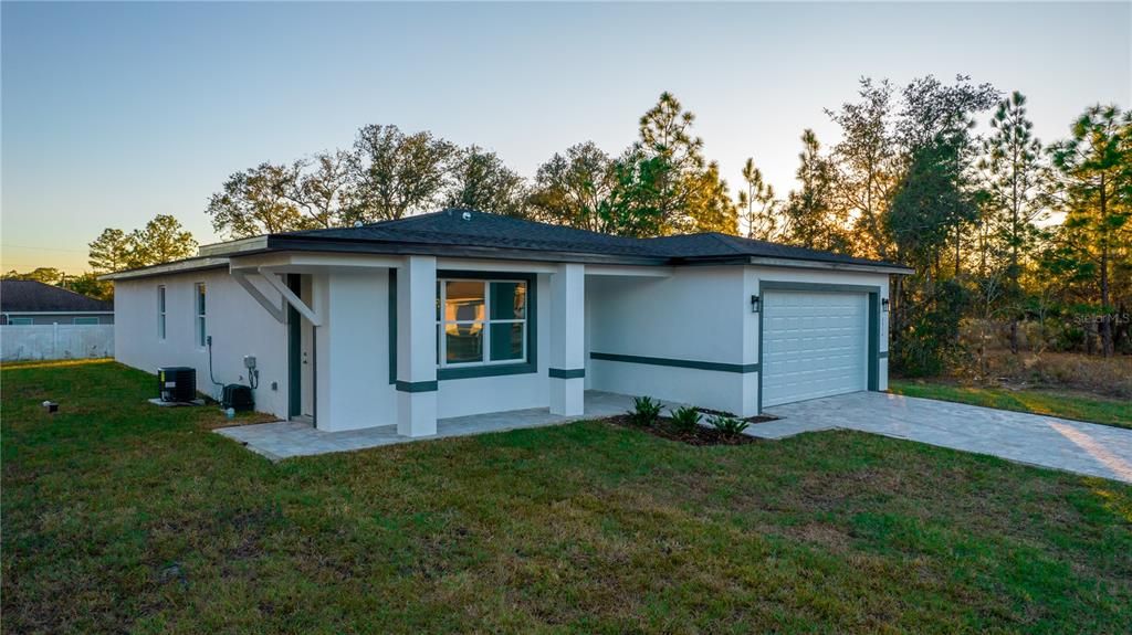 Backyard, Exterior