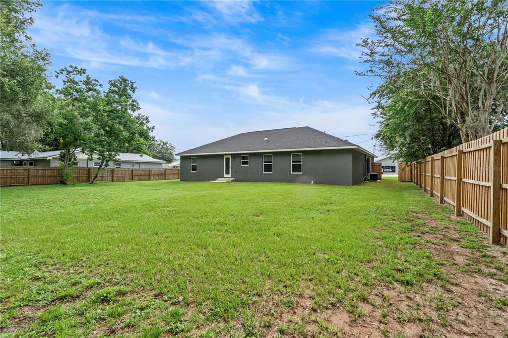 Backyard, Exterior