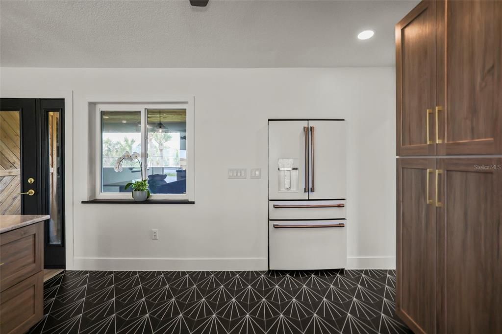 Interior, Recessed Lighting
