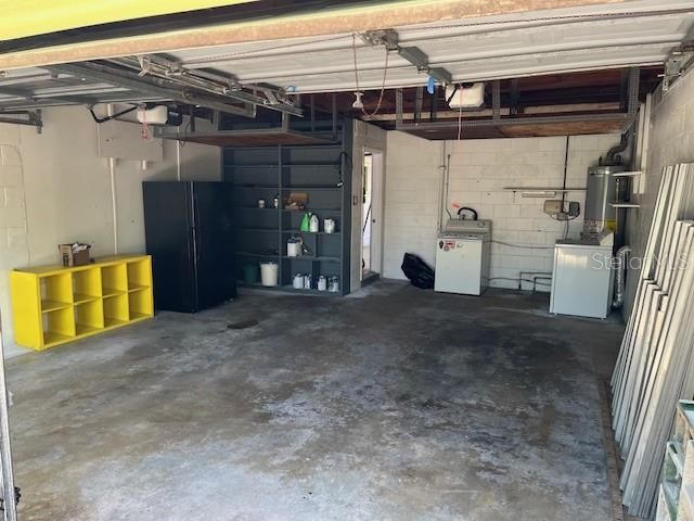 Garage, Interior